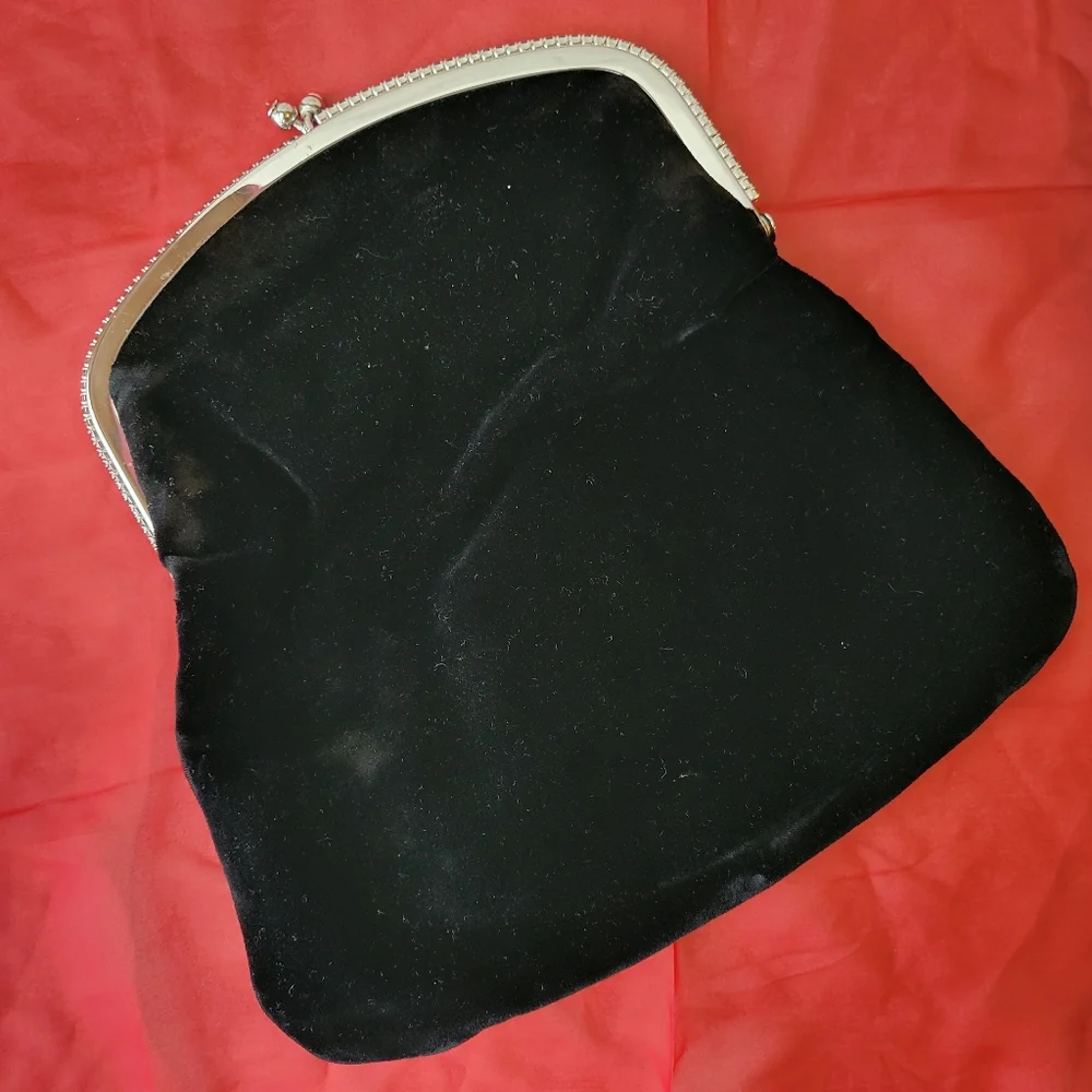 Mel-Ton Vintage Black Velvet Foldover Clutch Evening Bag Purse ~ 1950s-1960s (?)